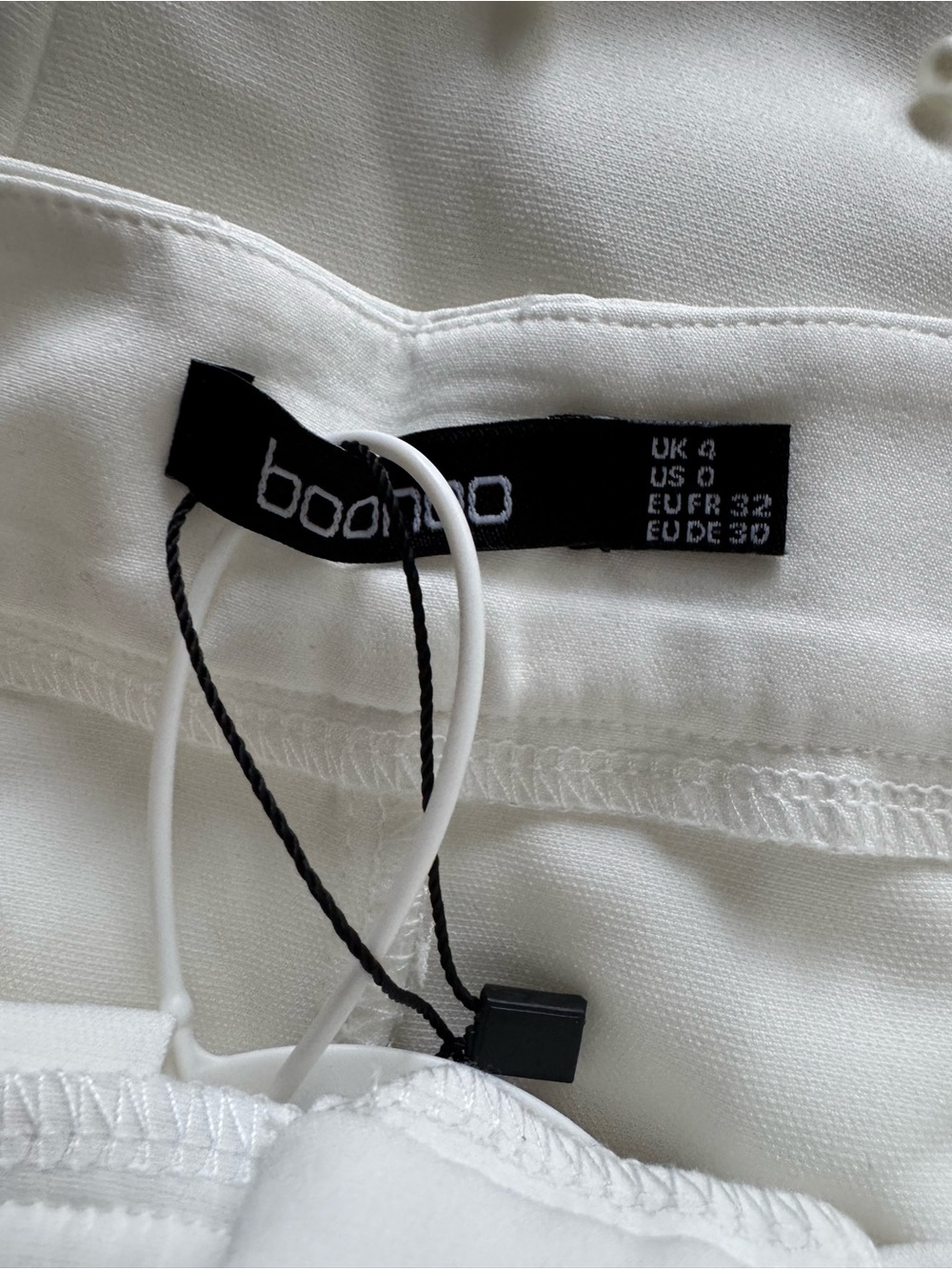 Boohoo White Pearl-Embellished Blazer and Shorts Set - Picture 3 of 6